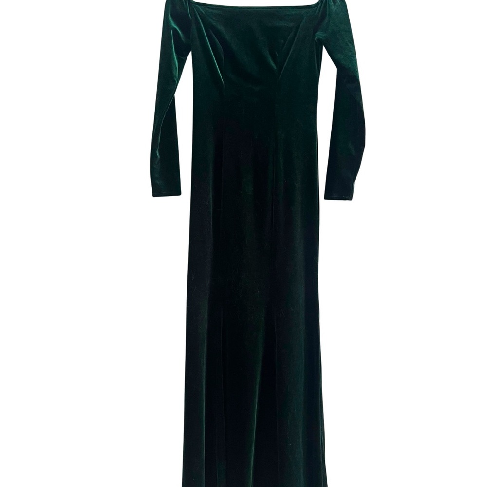 Elegant Green Fitted Velvet Dress